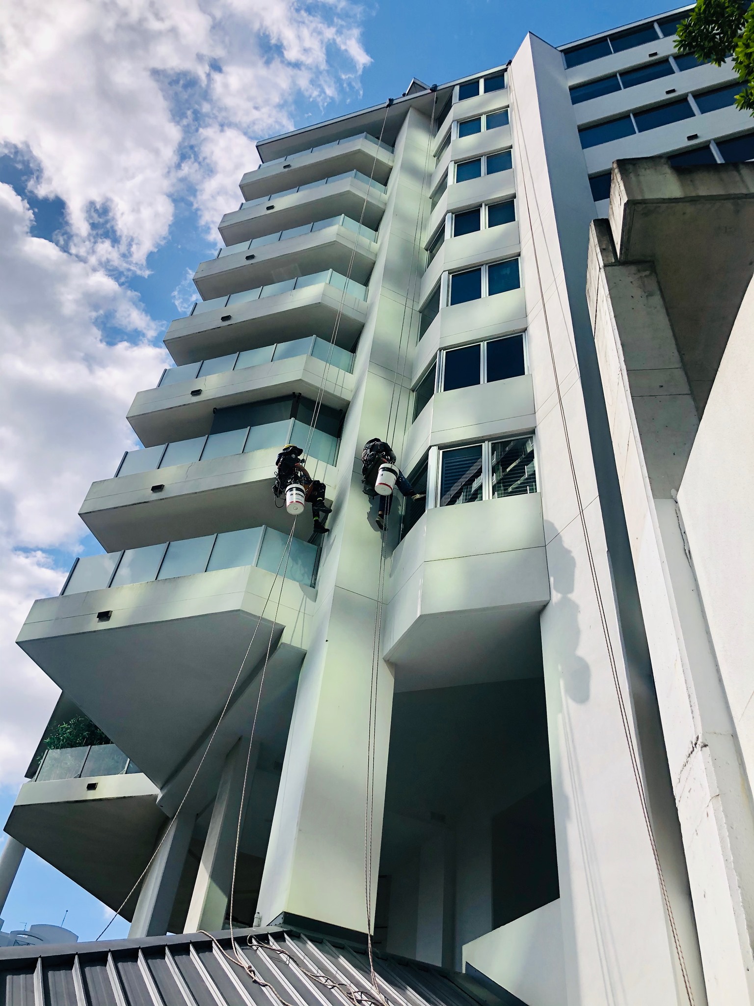 Painting Millennium Apartments Kangaroo Point
